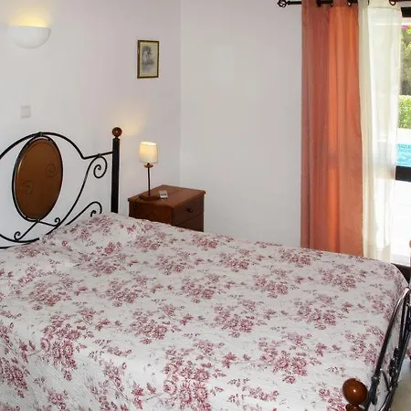 Luxury Algarve Villa Garra Verde 3 Bedrooms Great Pool Area Perfect For Families