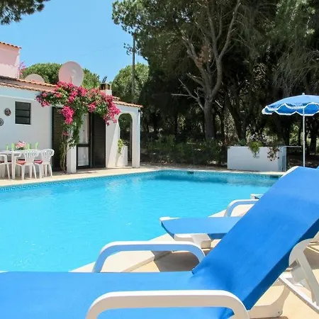 Luxury Algarve Villa Garra Verde 3 Bedrooms Great Pool Area Perfect For Families
